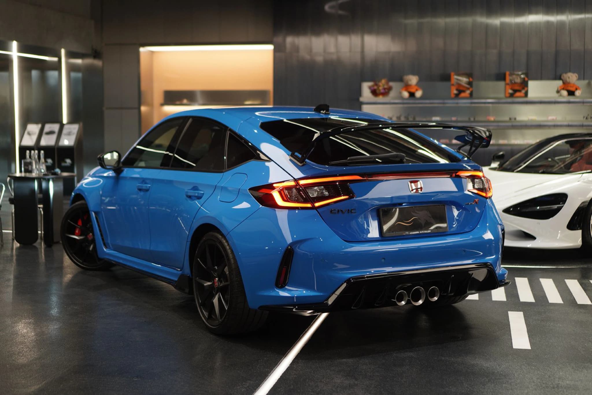 HONDA CIVIC 2.0 TYPE-R — photo 3 of 4