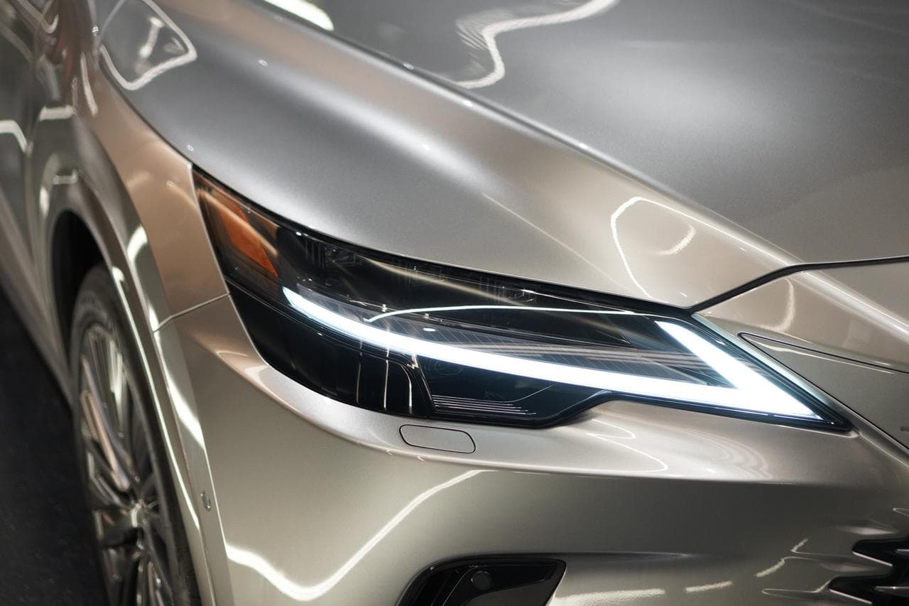 LEXUS RX350H LUXURY — photo 4 of 4