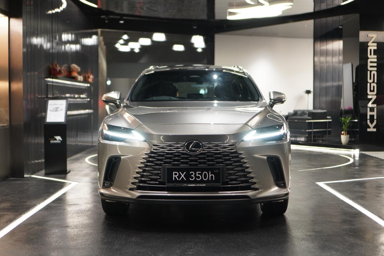 LEXUS RX350H LUXURY — photo 3 of 4